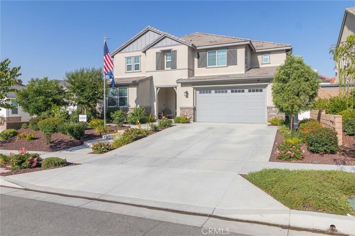 Property Photo: 1827 Montecito Lane CA 92374