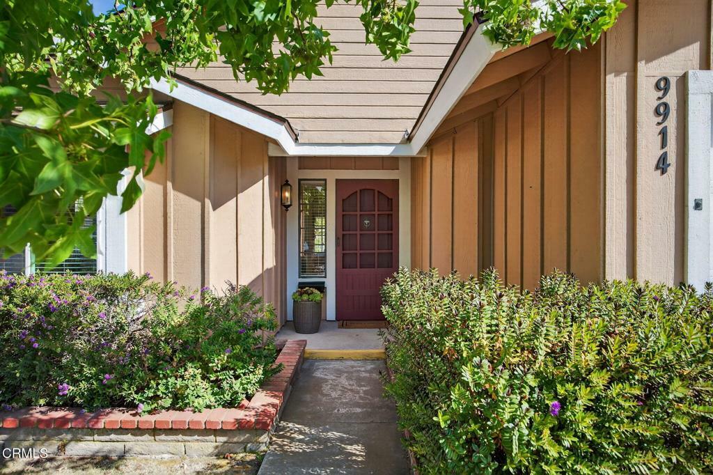 Property Photo: 9914 Jamestown Street CA 93004
