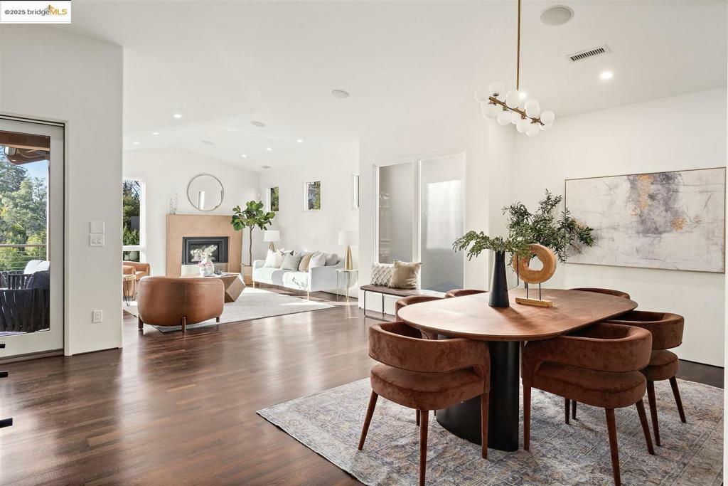 Property Photo:  59 Vicente Rd  CA 94705 