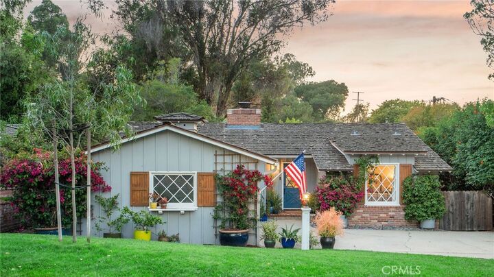 Property Photo: 109 Via Ardilla CA 90274