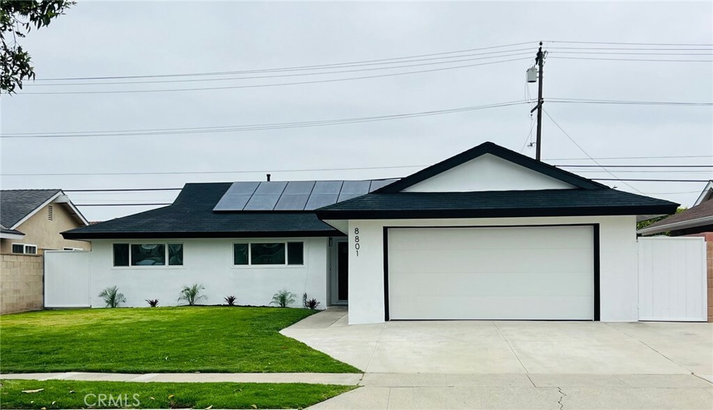 8801 Albatross Drive  Huntington Beach CA 92646 photo