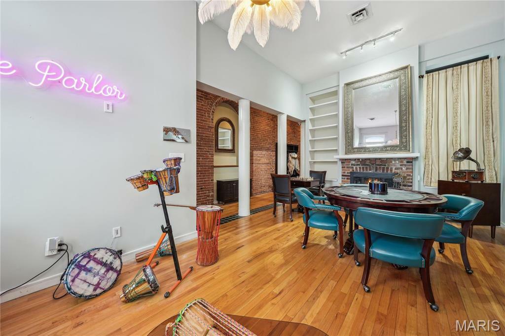 Property Photo: 1906 Lasalle Street MO 63104