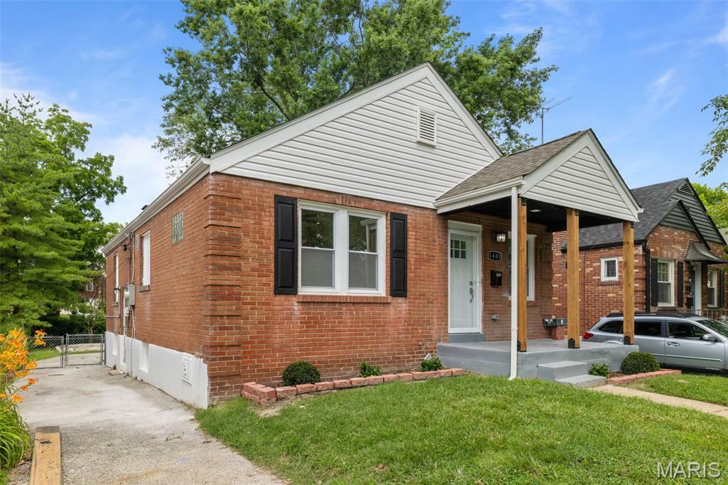 Property Photo: 1441 Claytonia Terrace MO 63117