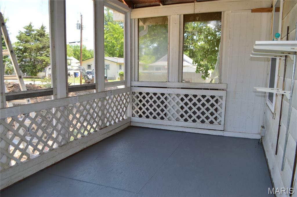 Property Photo: 834 Vine Street MO 63028