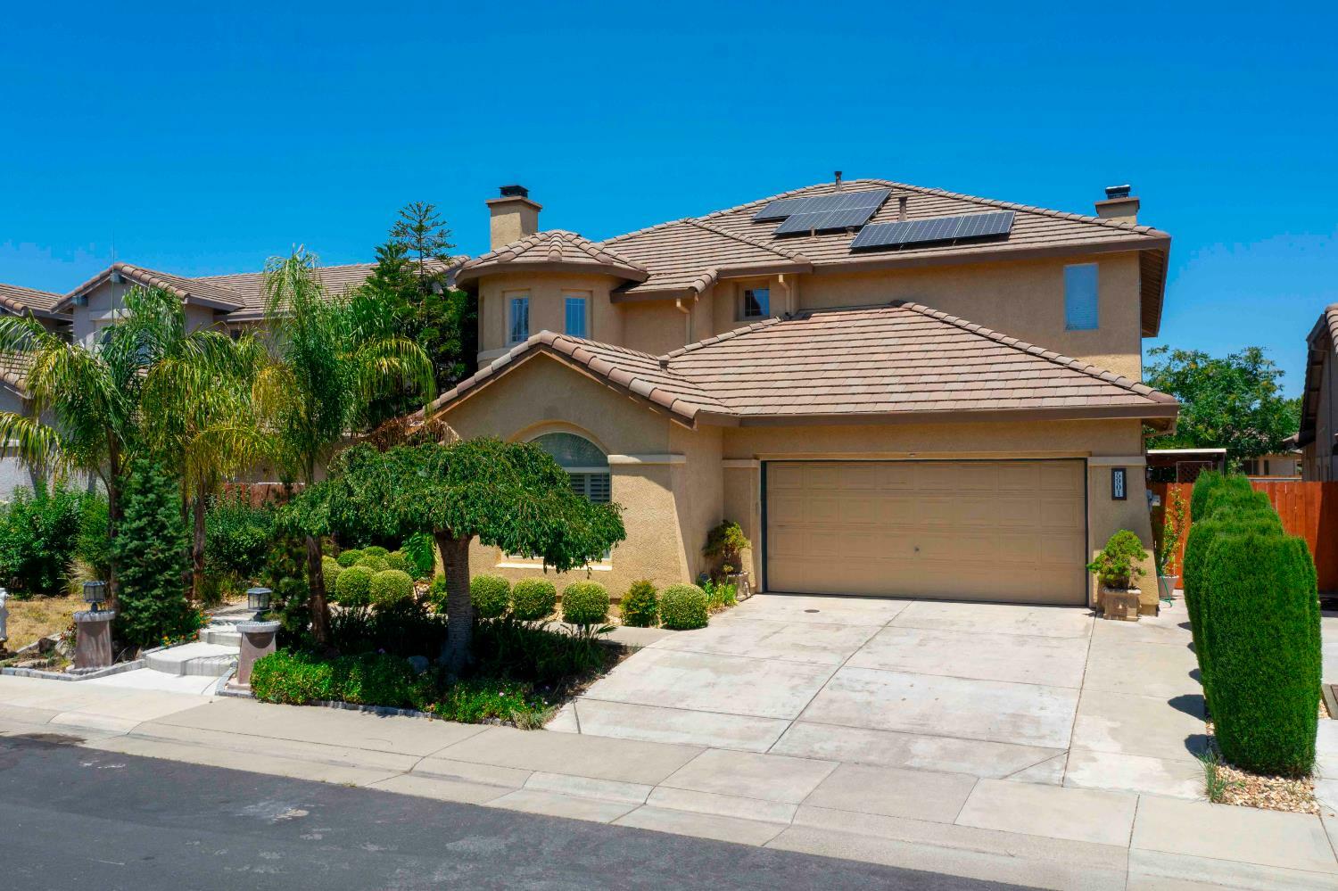 5901 Isaac Way  Elk Grove CA 95757 photo