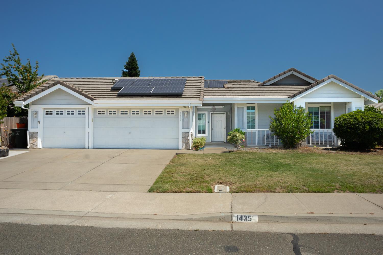 Property Photo: 1435 Jamie Drive CA 95993