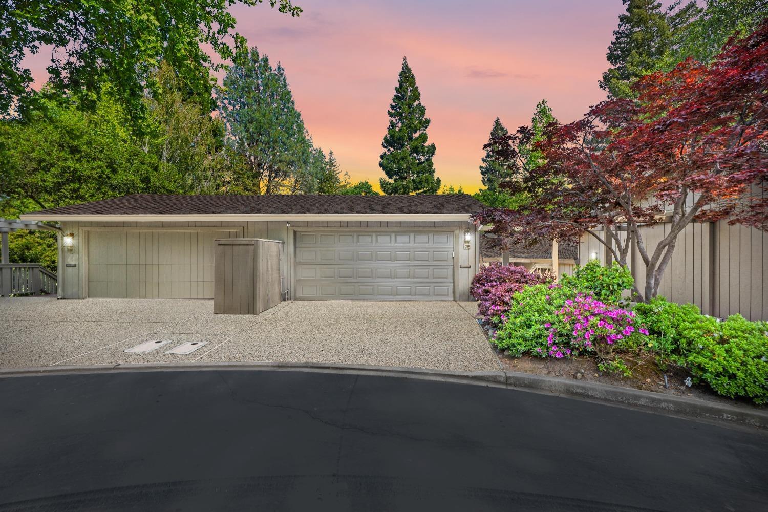 Property Photo:  76 Riverknoll Place  CA 95608 