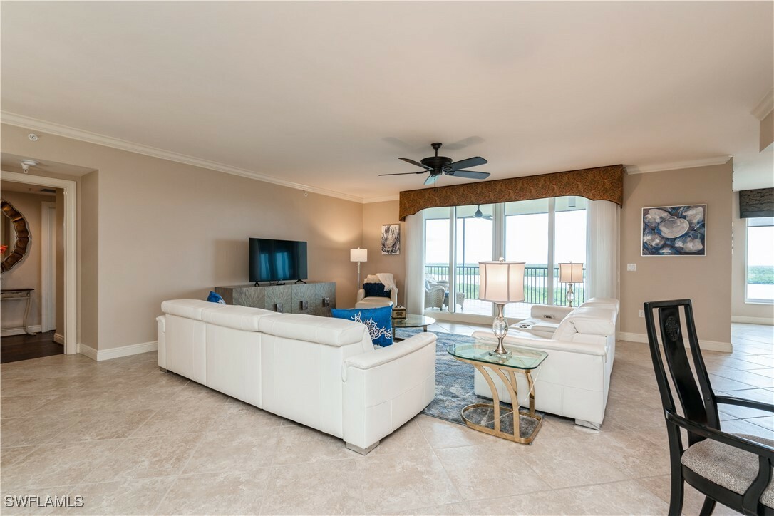 Property Photo: 1050 Borghese Lane 605 FL 34114