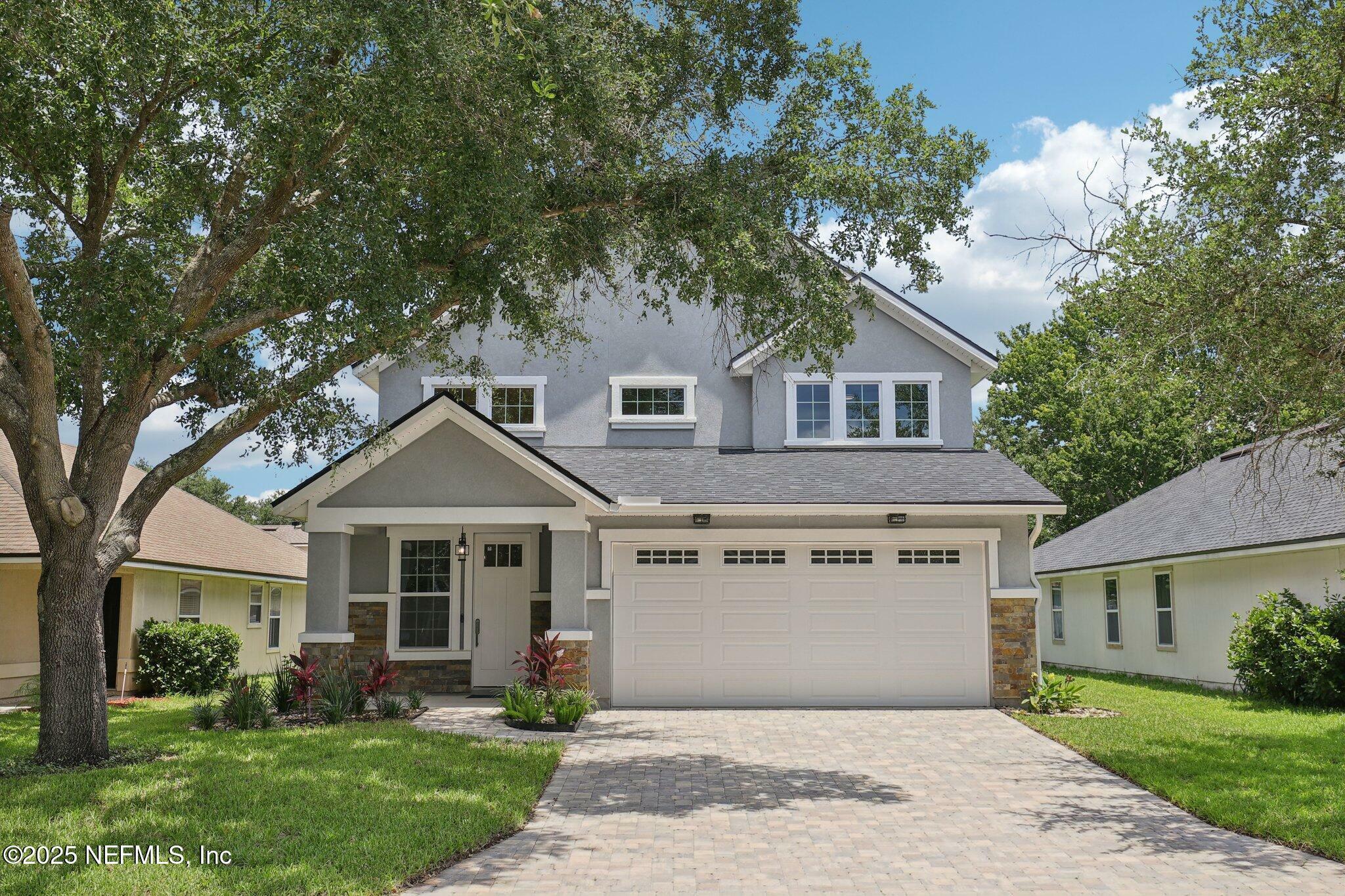 Property Photo: 703 Bellshire Drive FL 32065