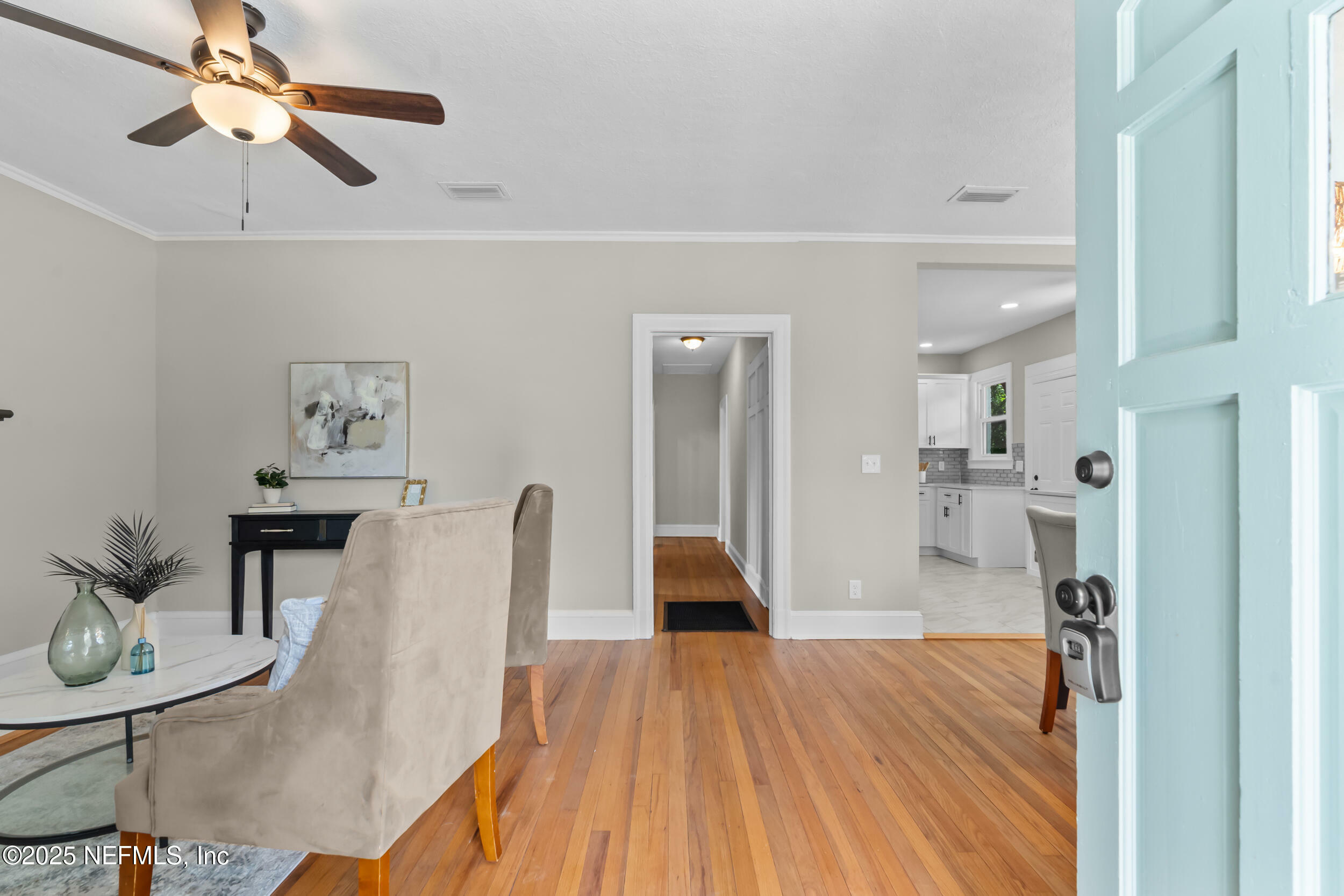 Property Photo:  1806 Inwood Terrace  FL 32207 