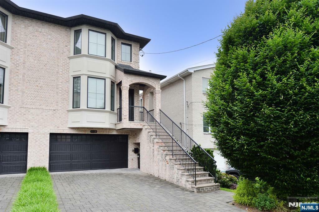 Property Photo:  247 Hoym Street B  NJ 07024 