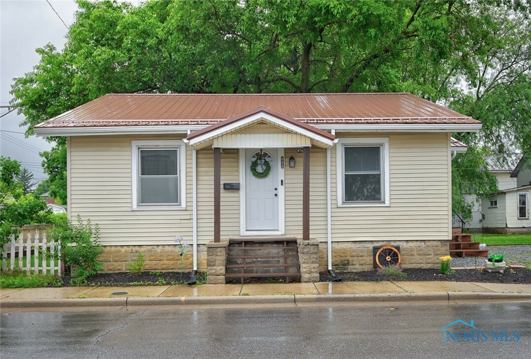 525 Western Avenue  Findlay OH 45840 photo