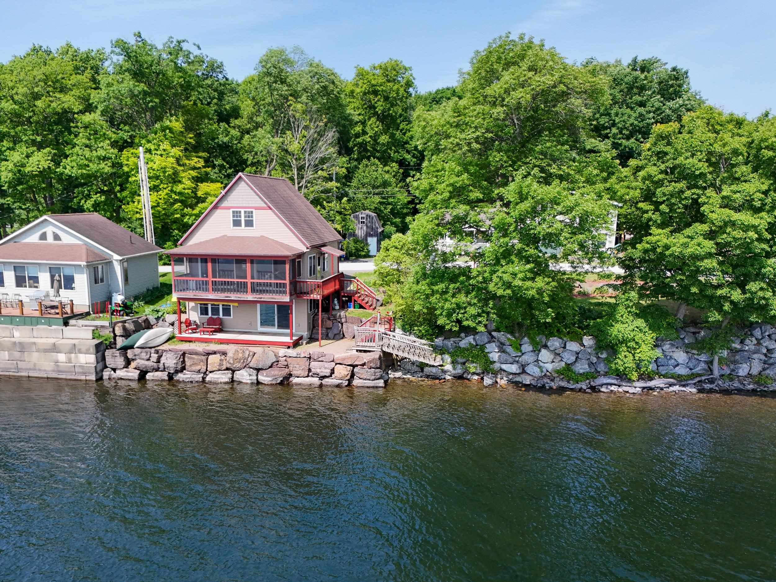 Property Photo:  681 Abnaki Road  VT 05474 