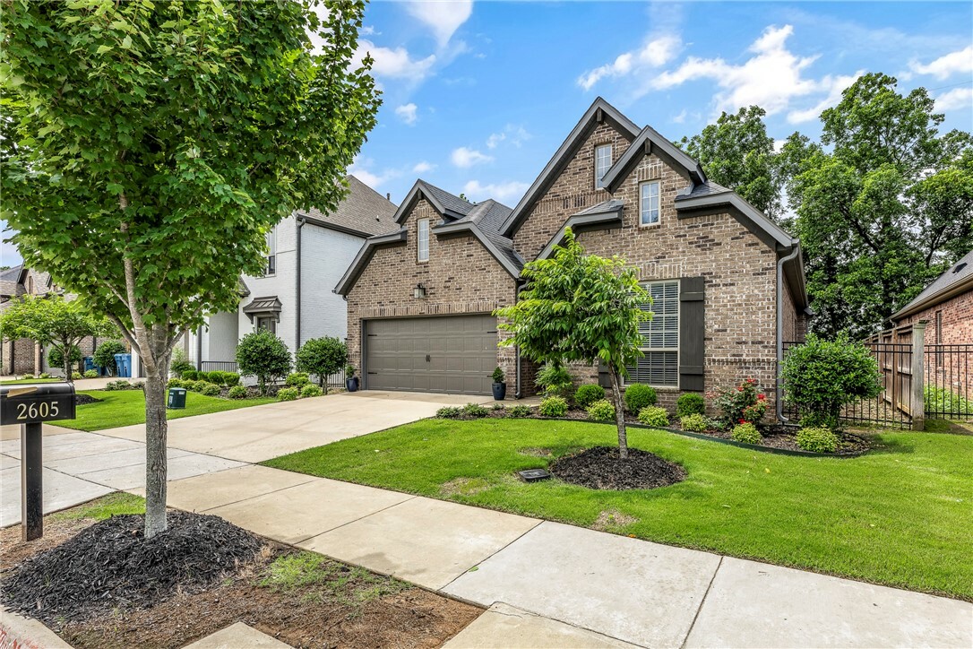 Property Photo: 2605 SW Hampton Avenue AR 72713