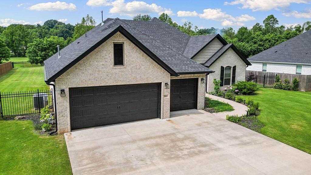 Property Photo: 901 Sugar Creek Road AR 72751