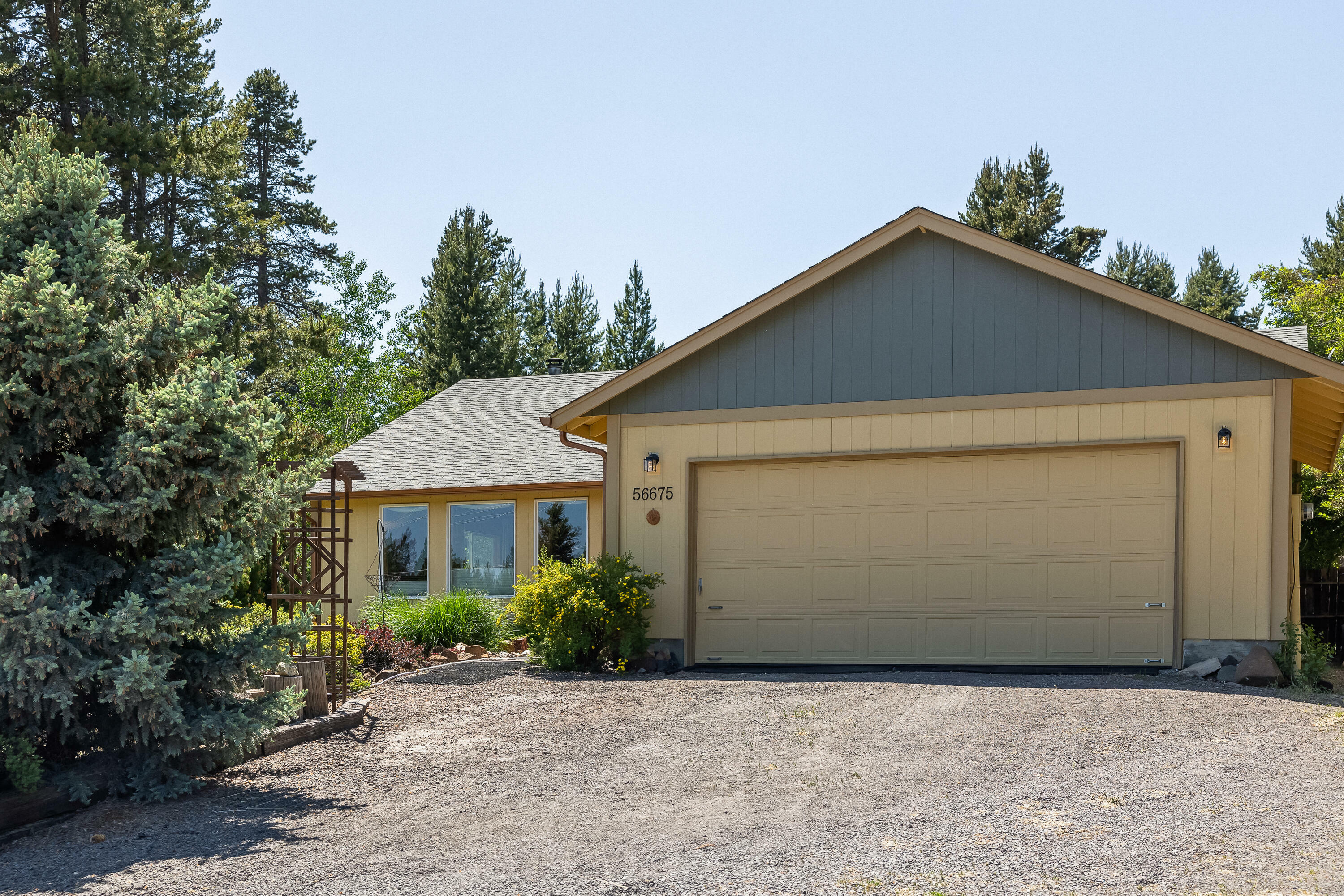 Property Photo: 56675 Stellar Drive OR 97707