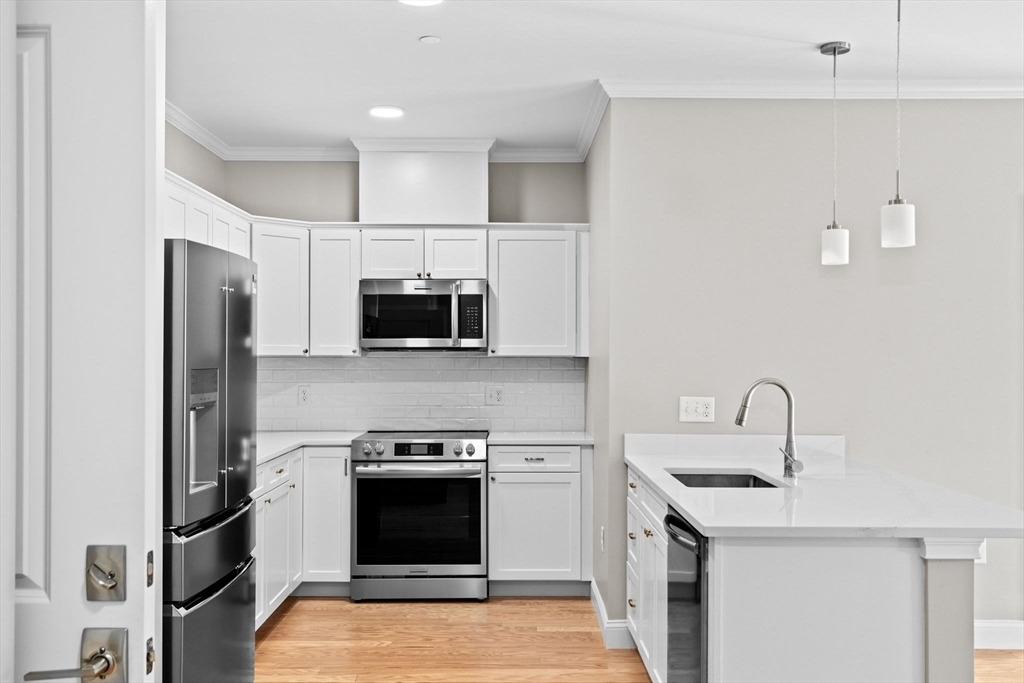 Property Photo: 485 Blue Hills Parkway 46 MA 02186
