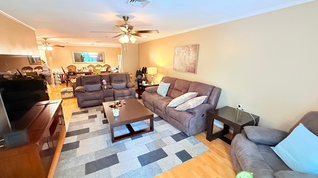 Property Photo:  13 Dallas Dr 308  MA 01826 