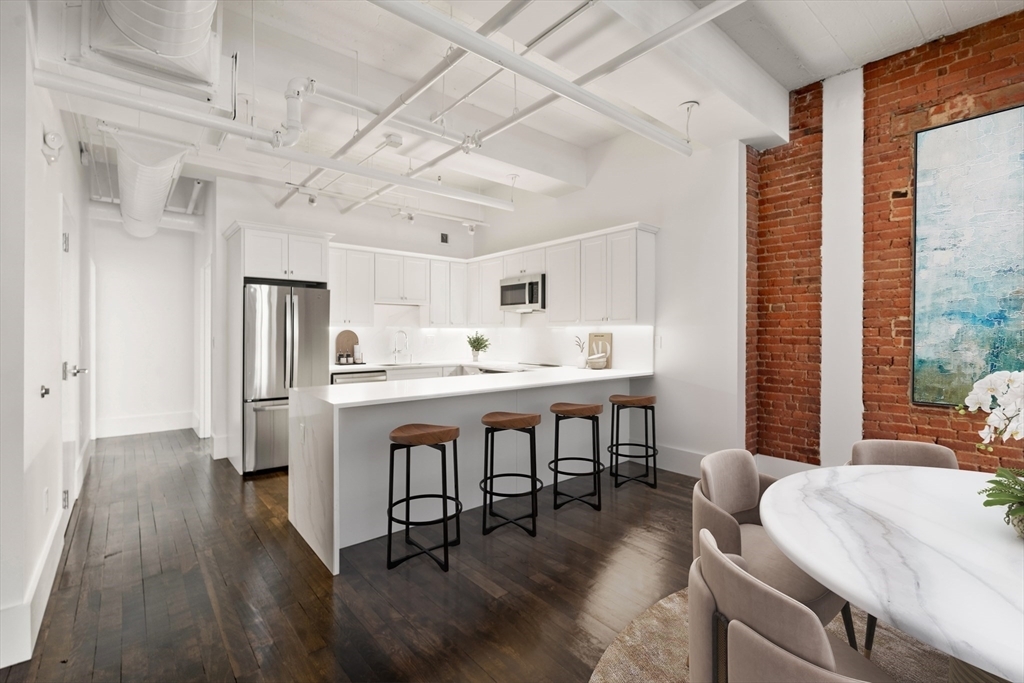 Property Photo: 190 High St. 5 MA 02110