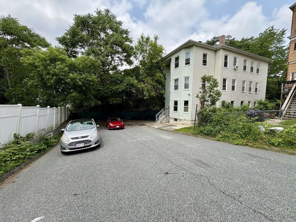 Property Photo: 37 Green Hill Pkwy MA 01605
