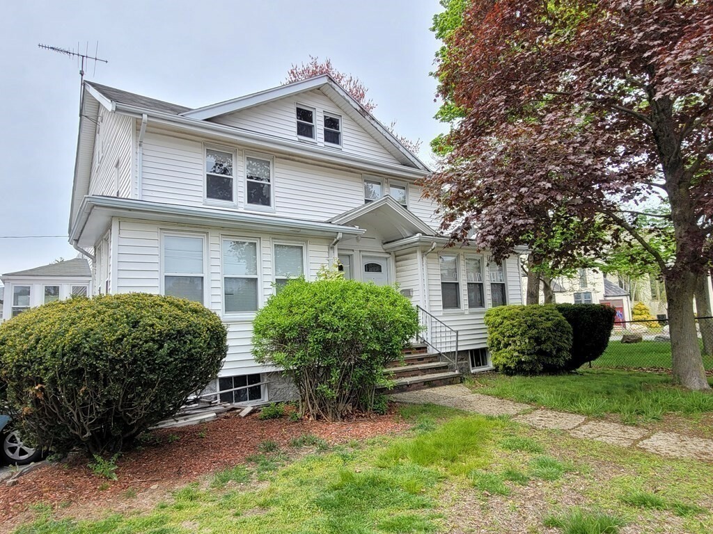 Property Photo: 15 West St 15 MA 02184
