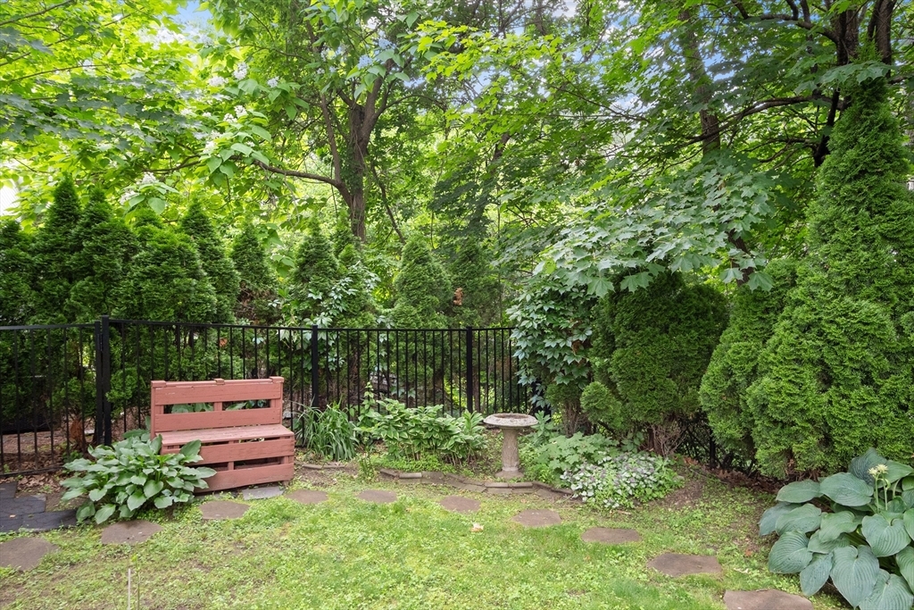 Property Photo:  4 Fiske Avenue  MA 01863 