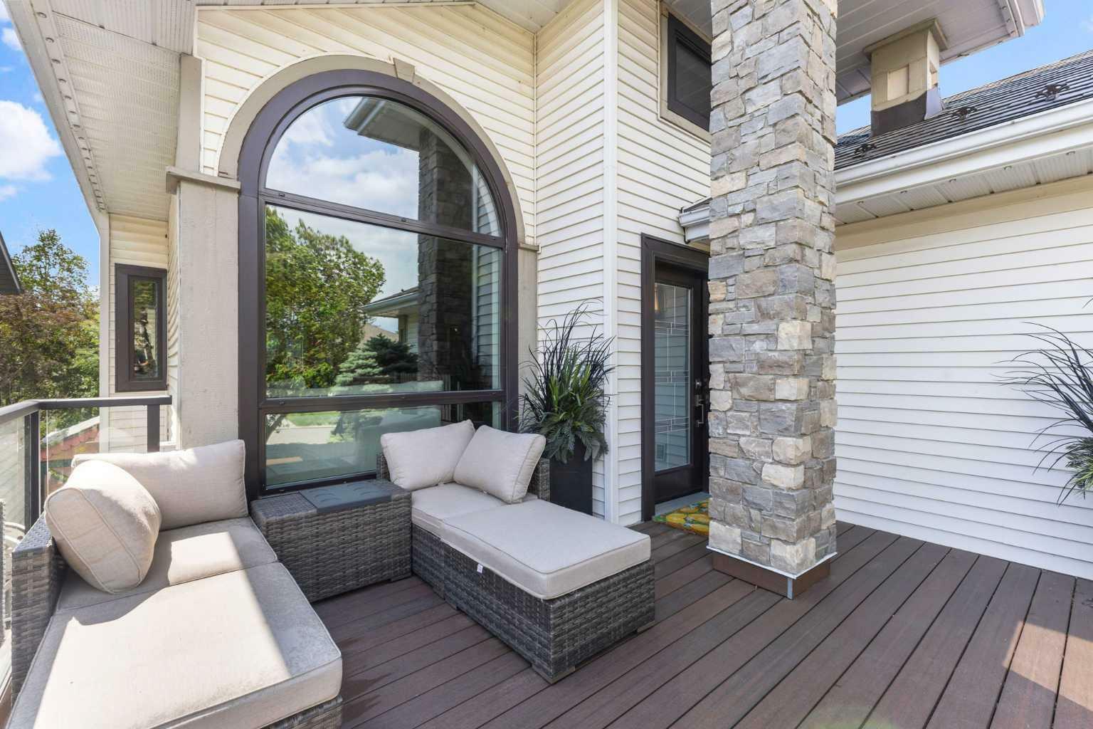 Property Photo: 107 Douglas Woods Grove SE AB T2Z 2H6