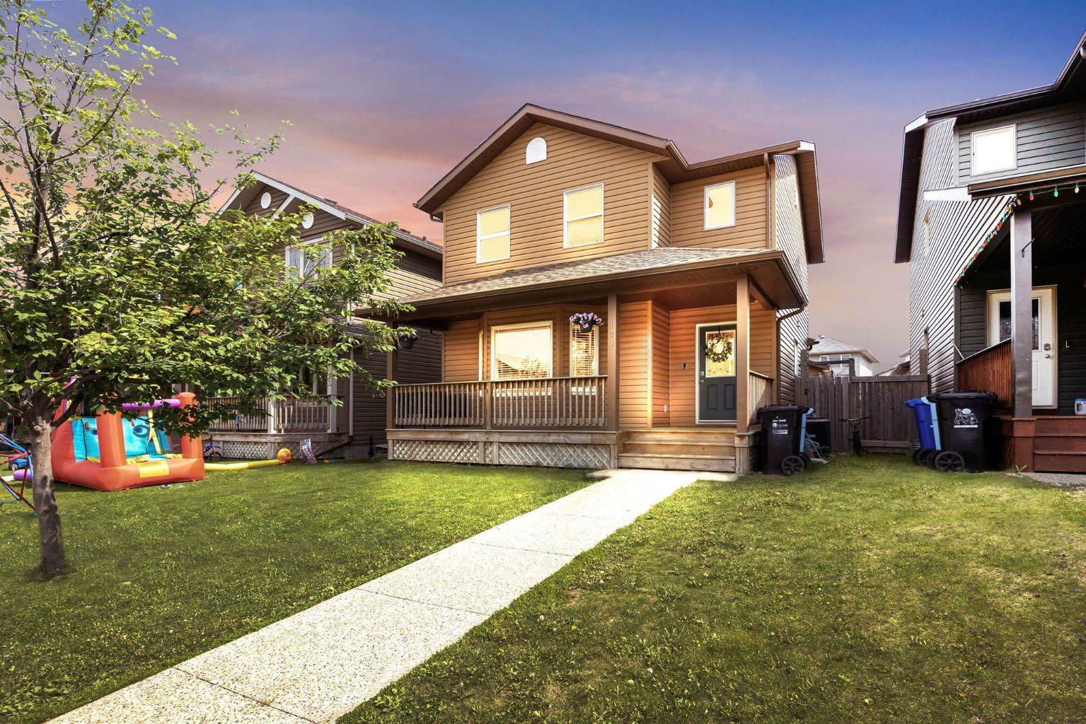Property Photo: 129 Honeysuckle Way AB T9K 0M8