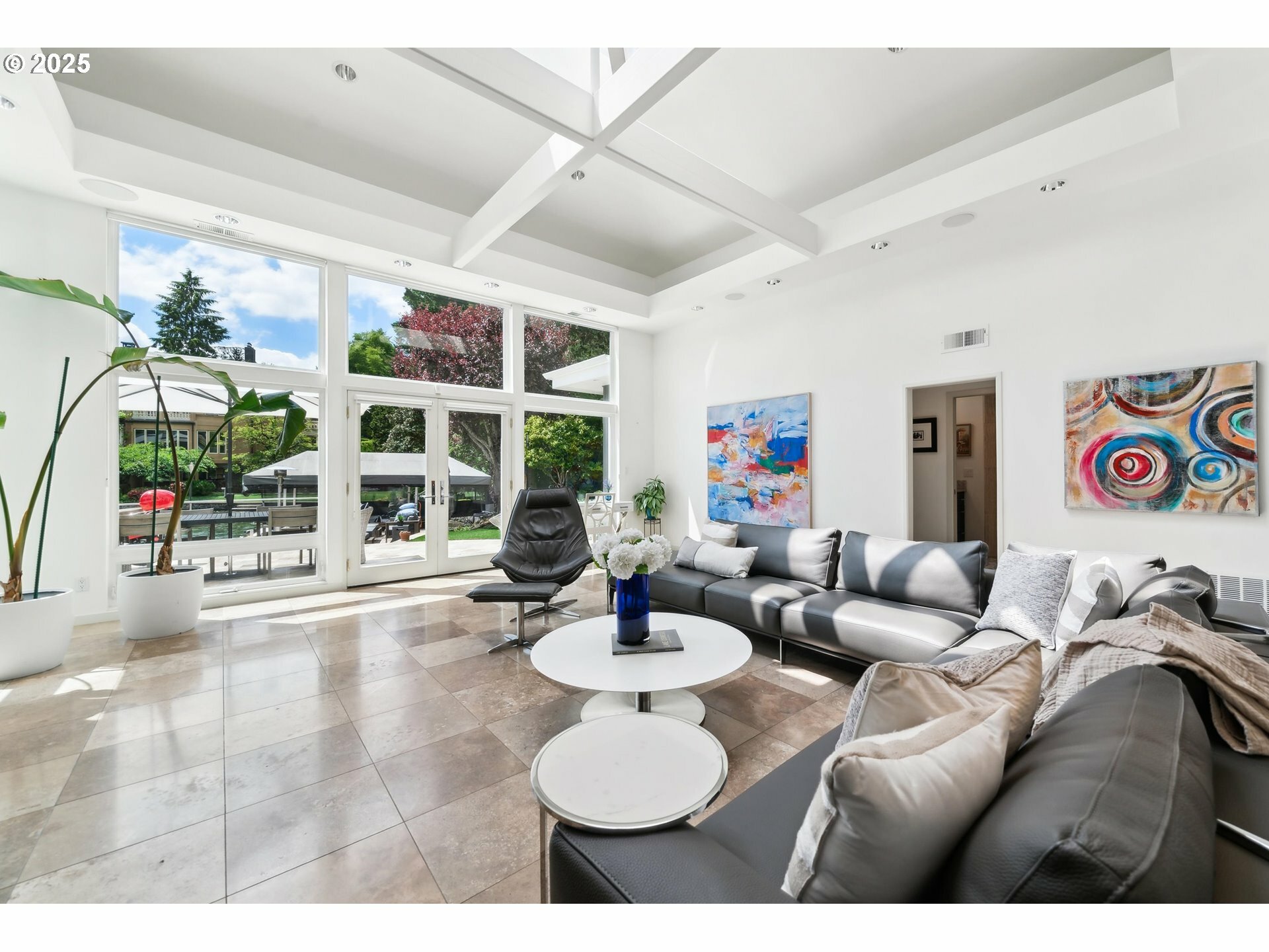 Property Photo:  1160 Northshore Rd  OR 97034 