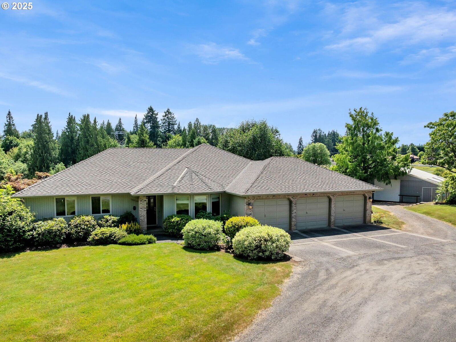 Property Photo:  19610 NE 42nd Ct  WA 98642 