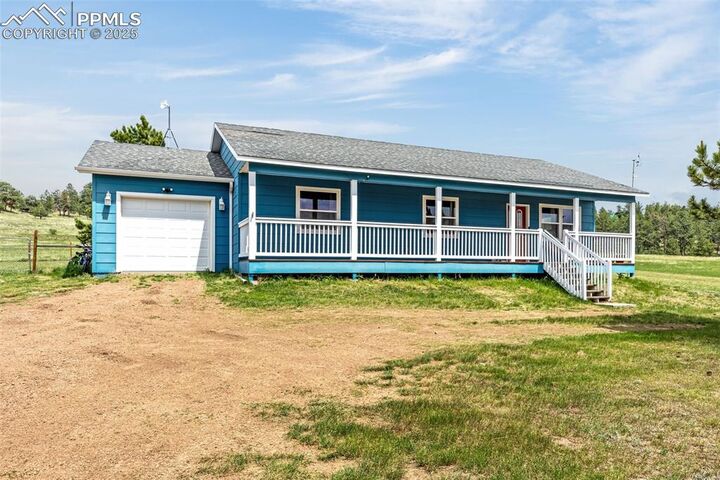 Property Photo:  406 High Pasture Road  CO 80816 