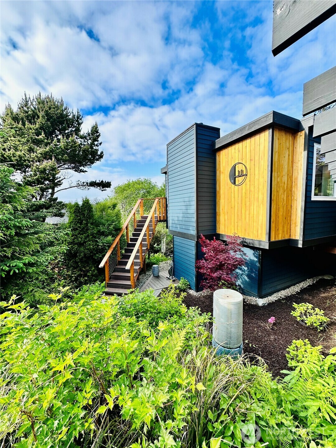 Property Photo:  11  Garnet Place  WA 98571 