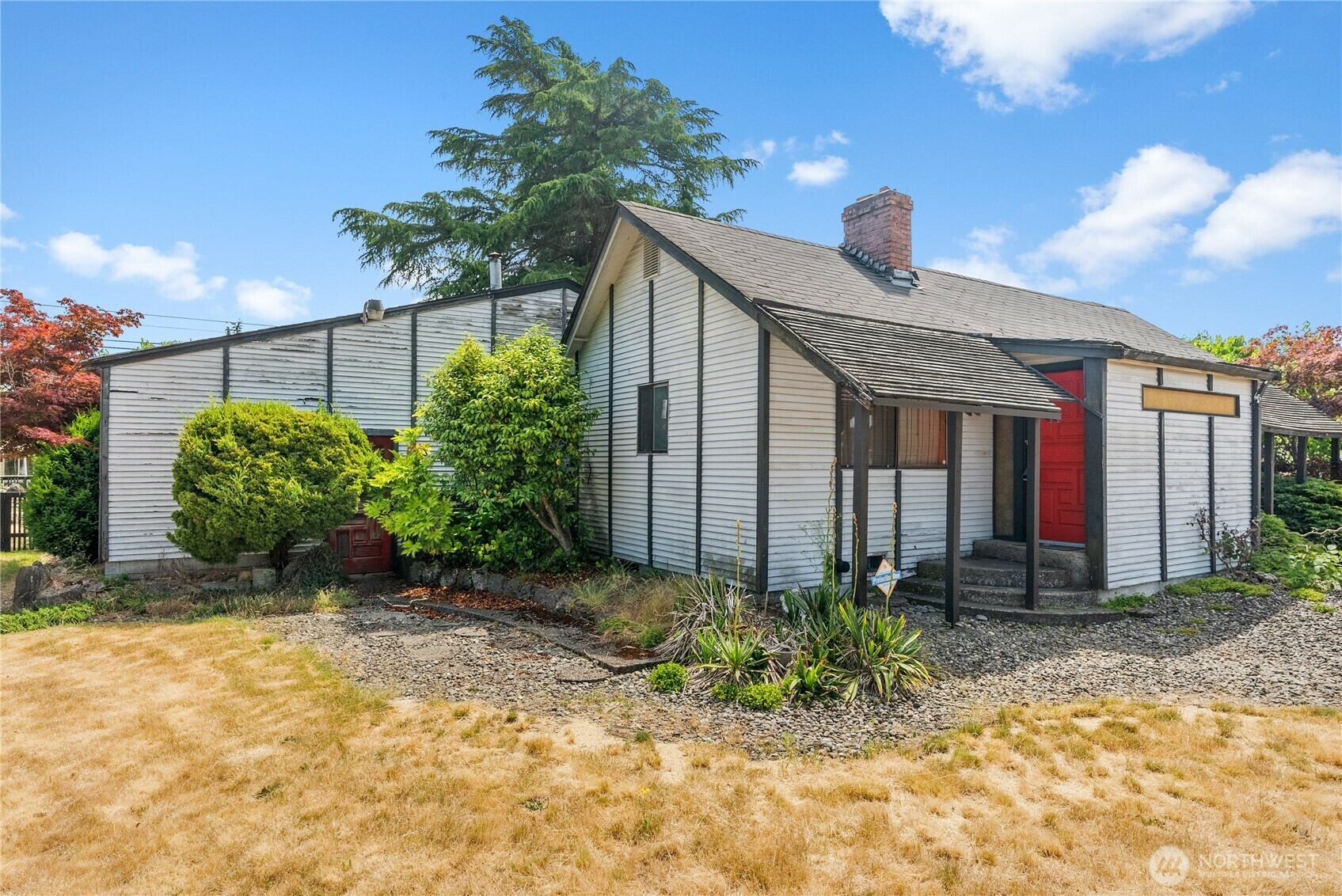 Property Photo: 6621 S Oakes Street WA 98409