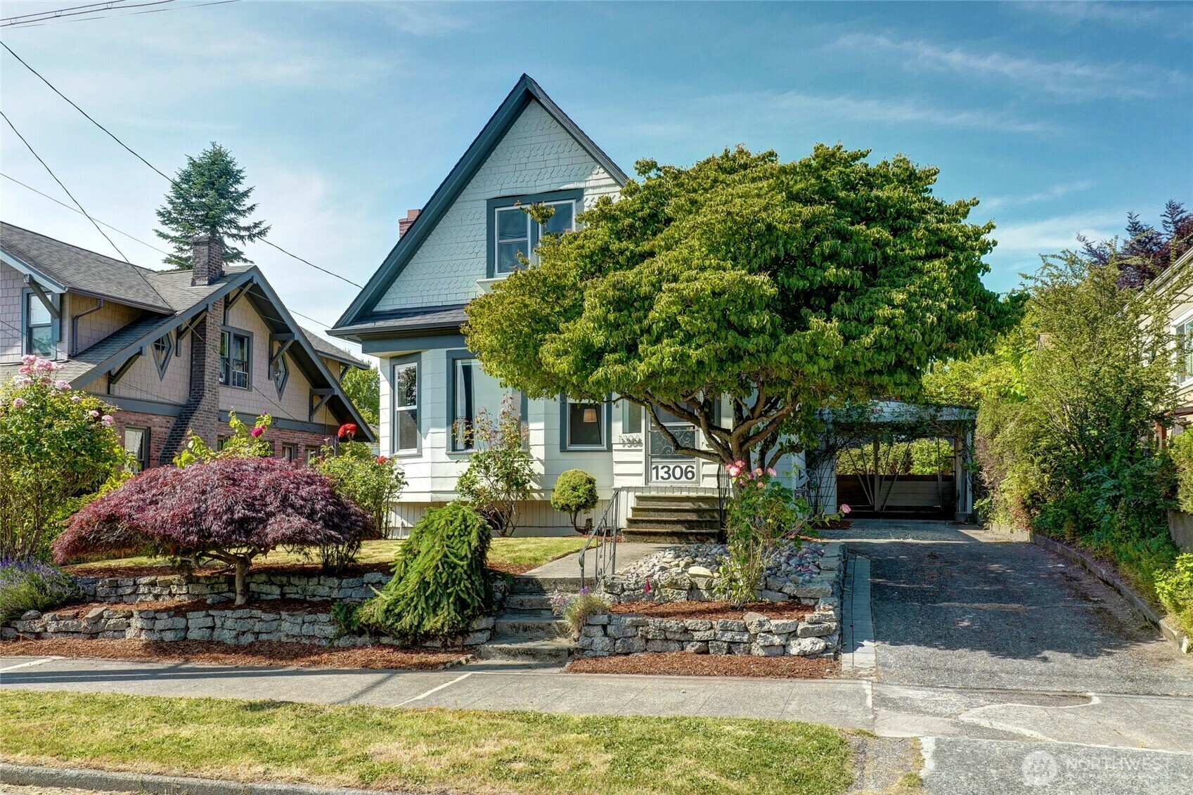Property Photo: 1306 NE 68th Street WA 98115