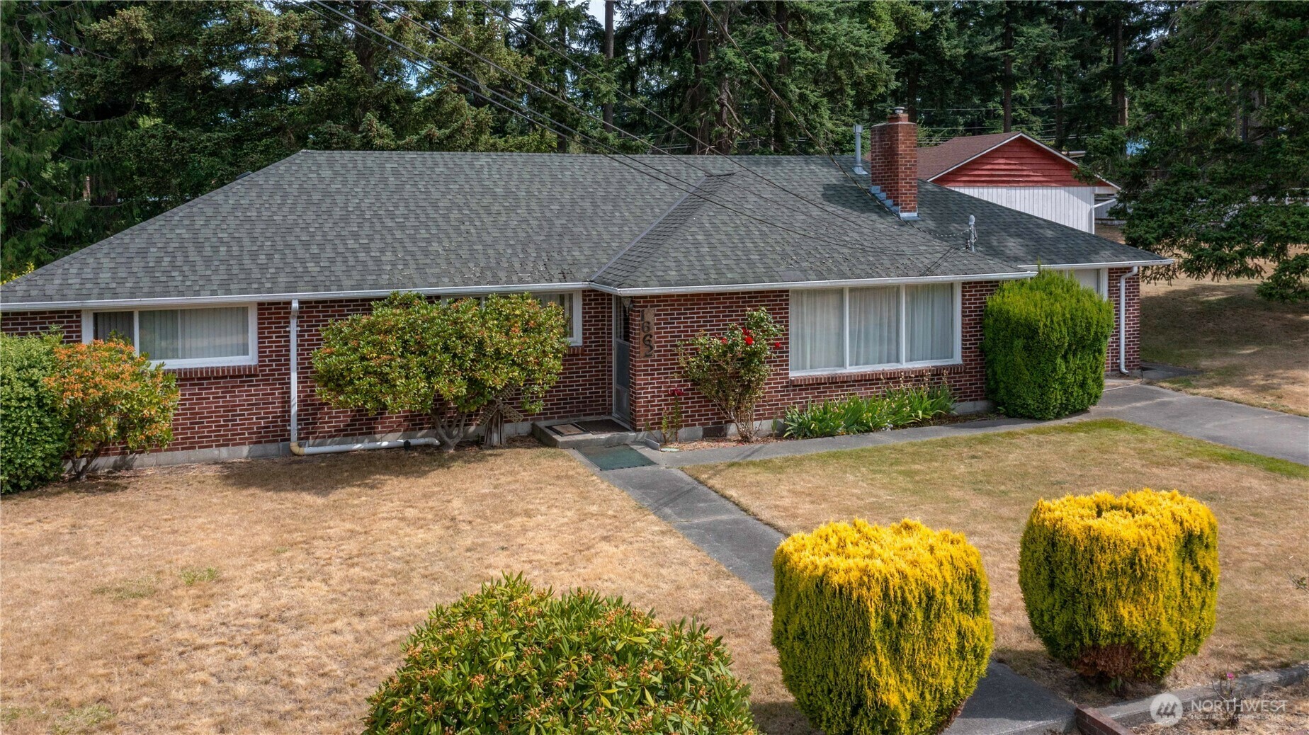 Property Photo: 1662 NE 5th Avenue WA 98277