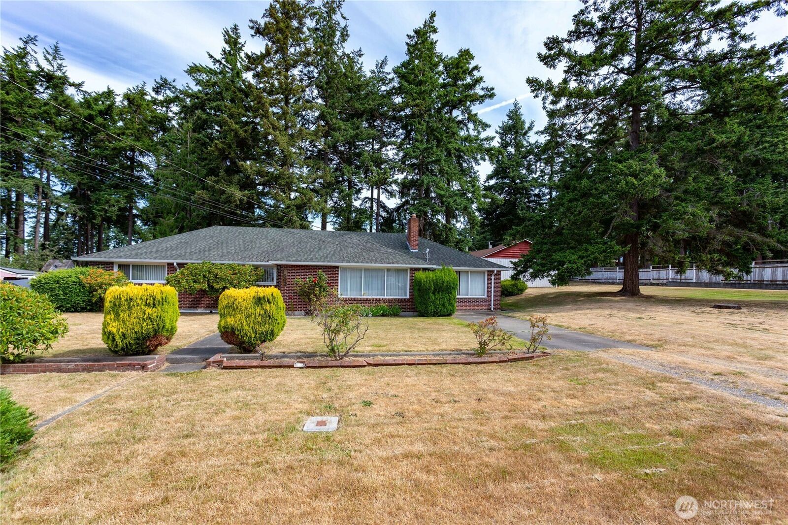 Property Photo: 1662 NE 5th Avenue WA 98277