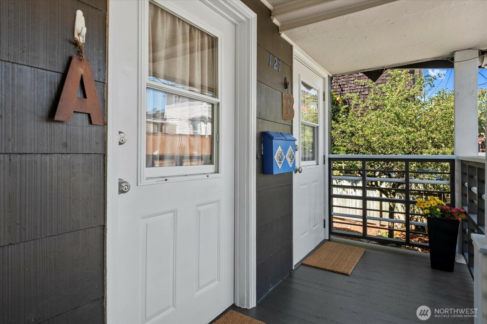 Property Photo: 121 28th Avenue S WA 98144