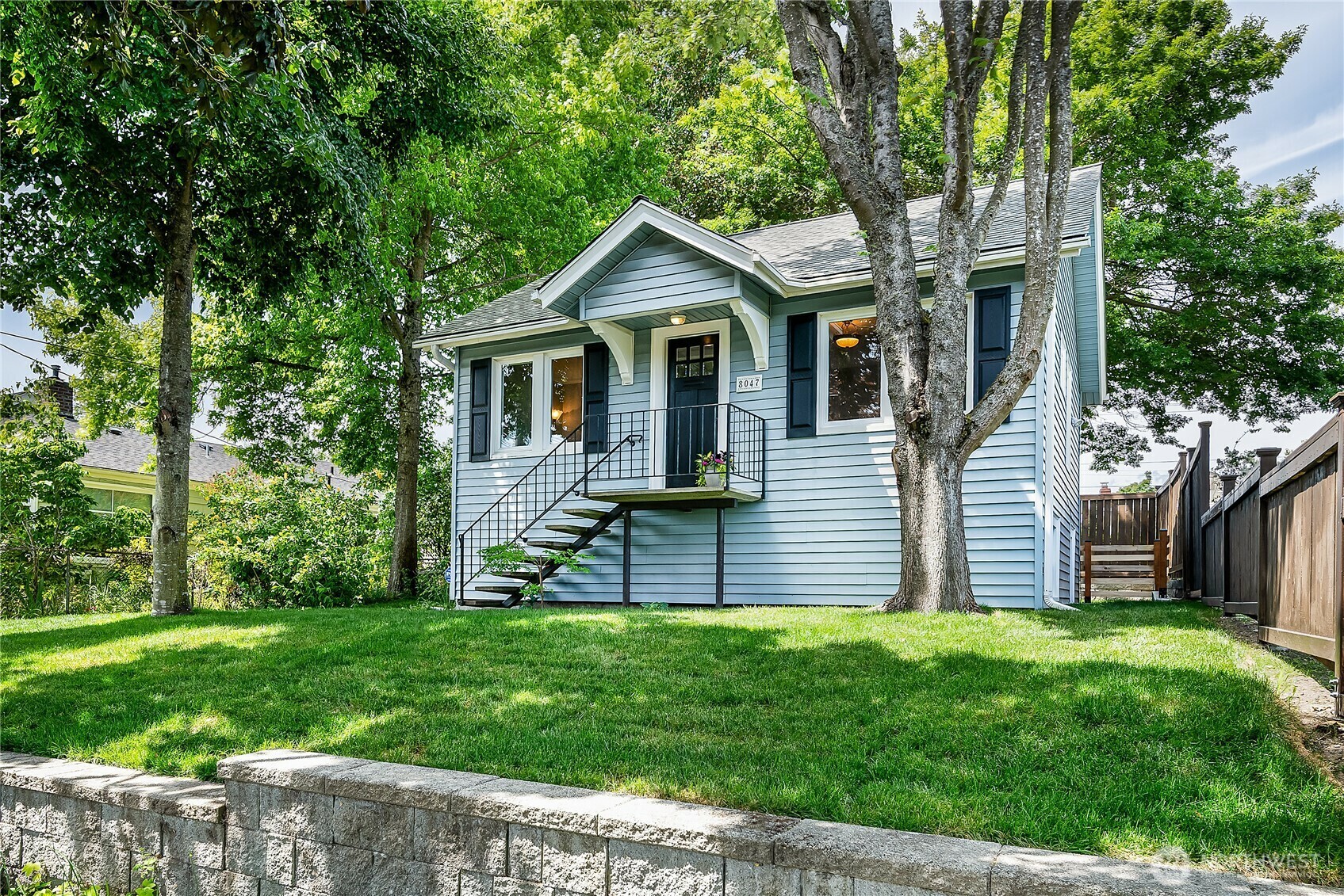 Property Photo: 8047 Earl Avenue NW WA 98117