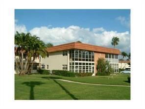 5 Vista Palm Lane 105  Vero Beach FL 32962 photo