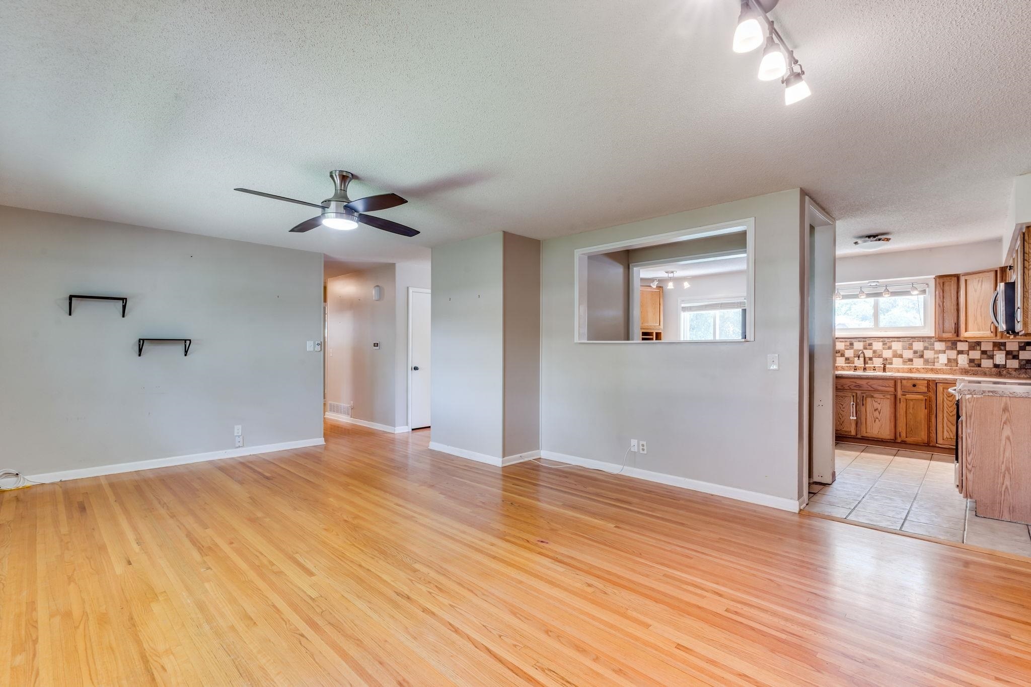 Property Photo: 9620 W Tee Ln KS 67212