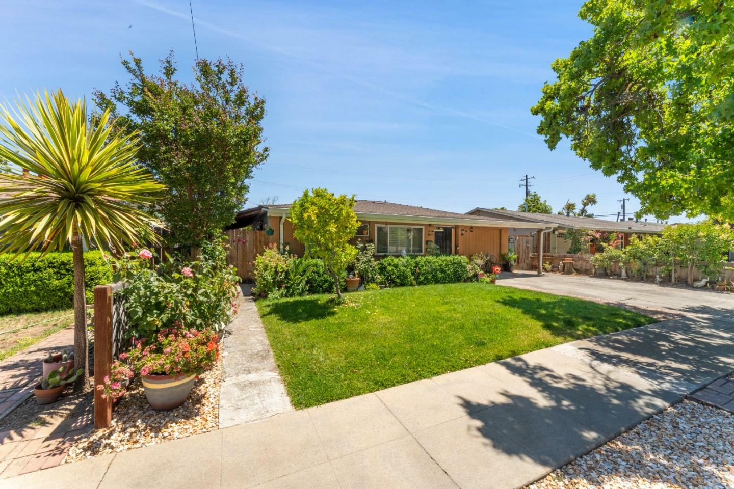 Property Photo: 3068 Quinto Way CA 95124