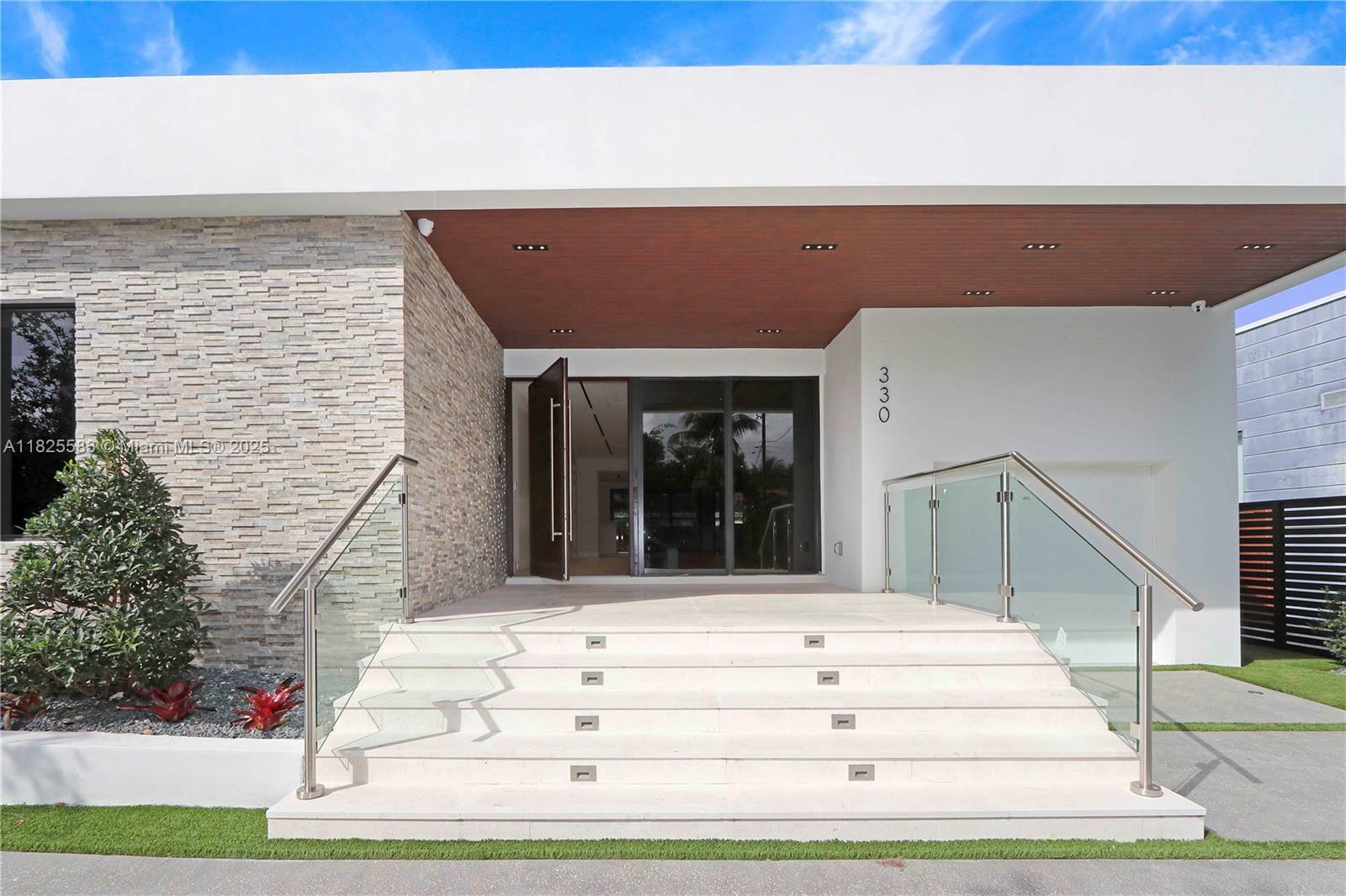Property Photo: 330 SW 19th Rd 0 FL 33129