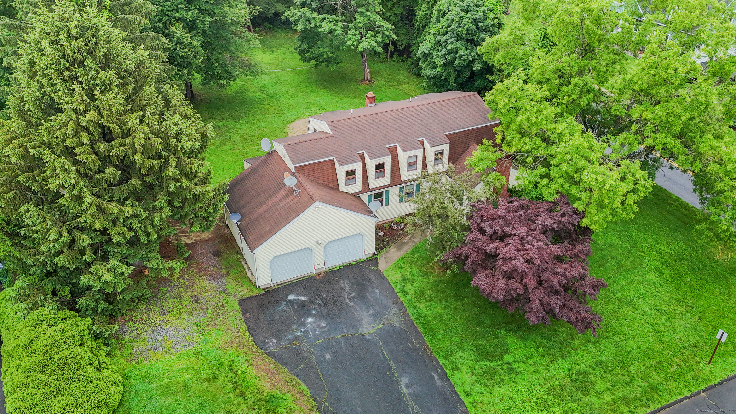 Property Photo: 2 Sequoia Drive CT 06416