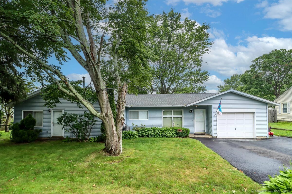 Property Photo: 115 Sunburst Road CT 06606