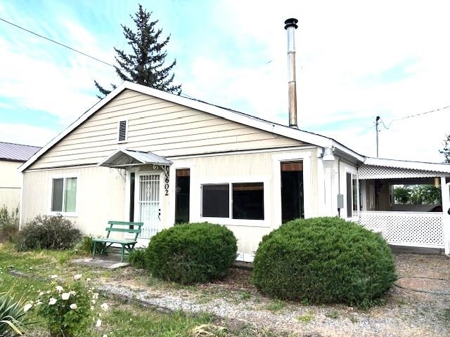 Property Photo: 8602 E E Harrington Ave Ave WA 99212