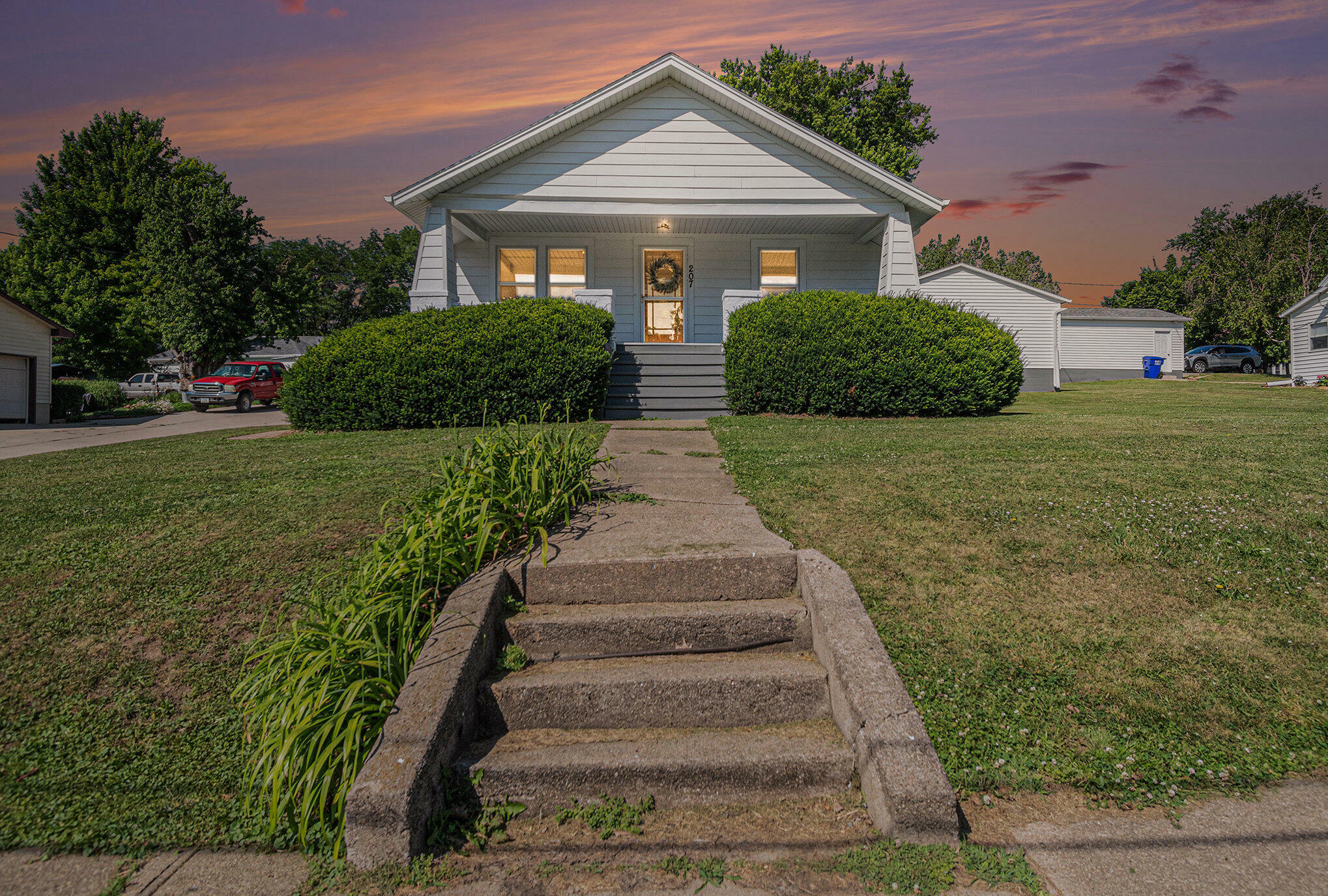 207 1st  Street  Neola IA 51559 photo