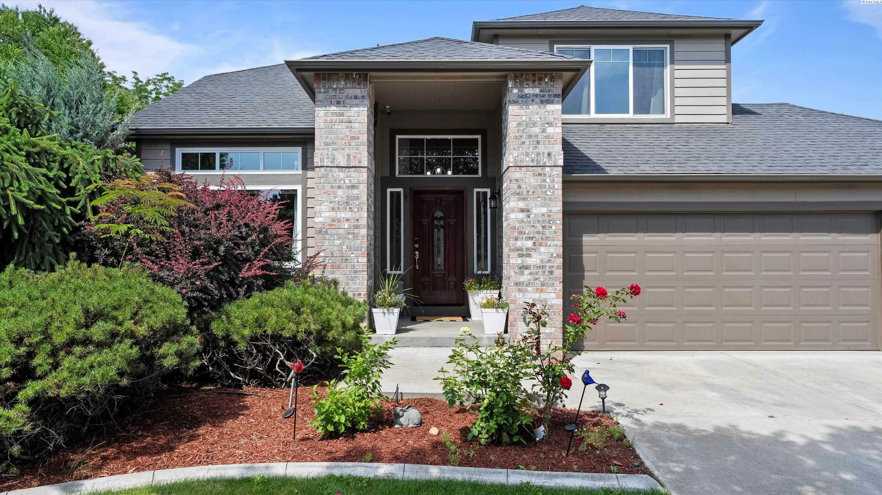 Property Photo: 163 Newhaven Pl WA 99352
