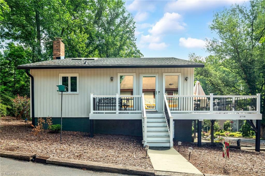 Property Photo: 2716 Merry Oaks Trail NC 27103