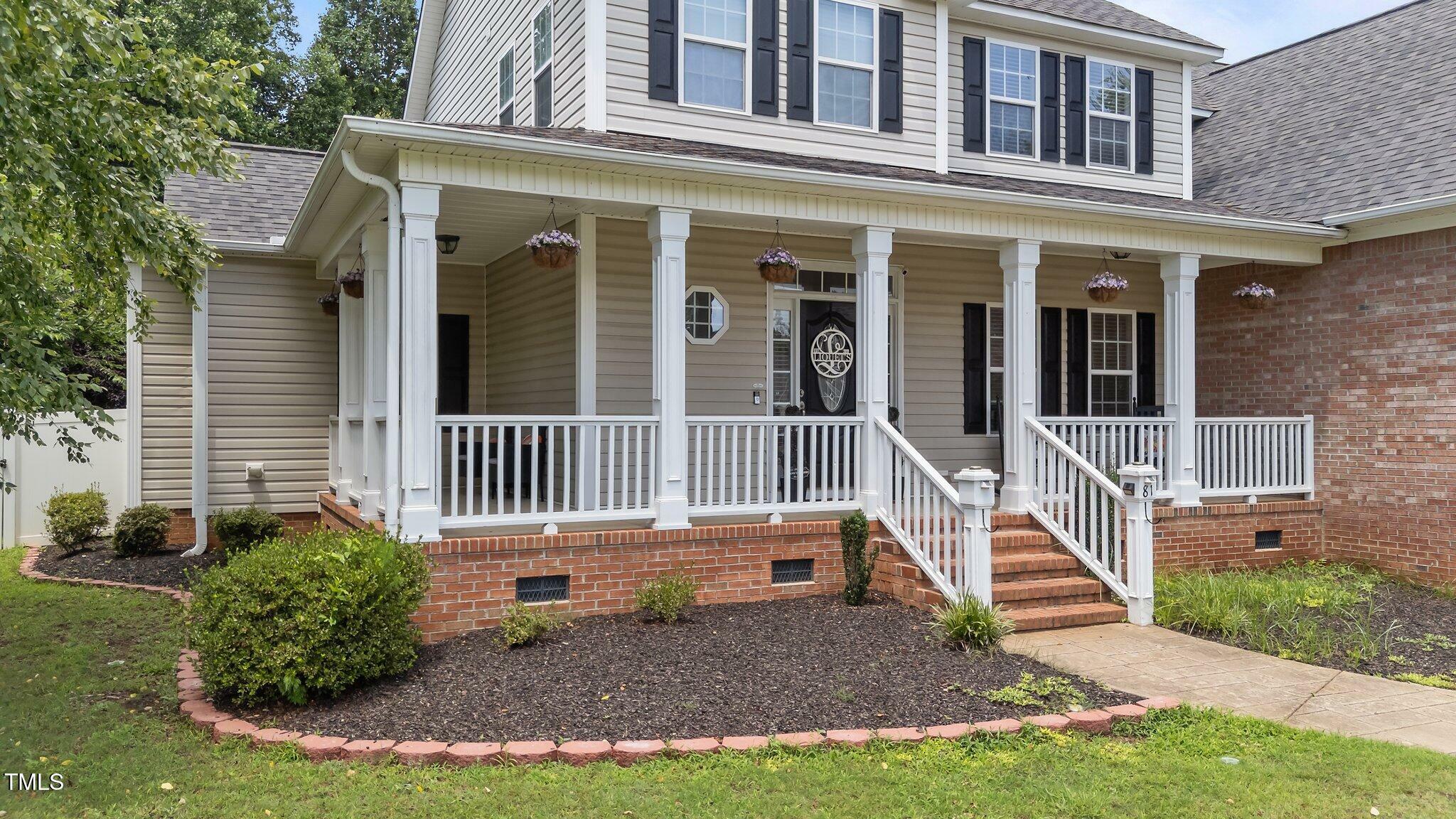 Property Photo: 81 Northcliff Court NC 27527