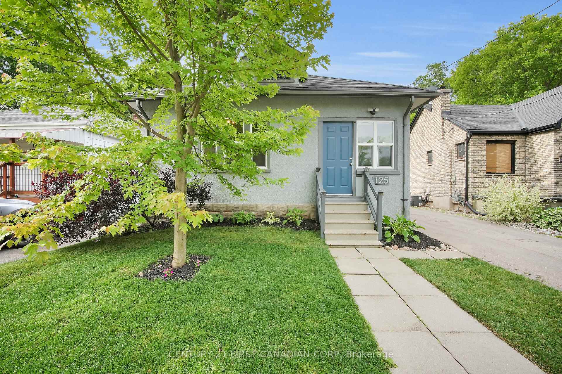 Photo de la propriété: 125 Weston Street ON N6C 1R3